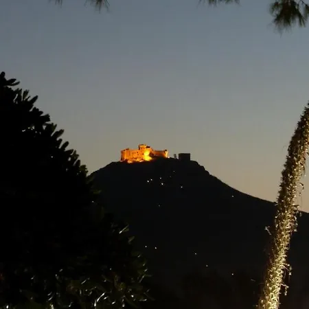 度假居 Il Giardino Della Falena